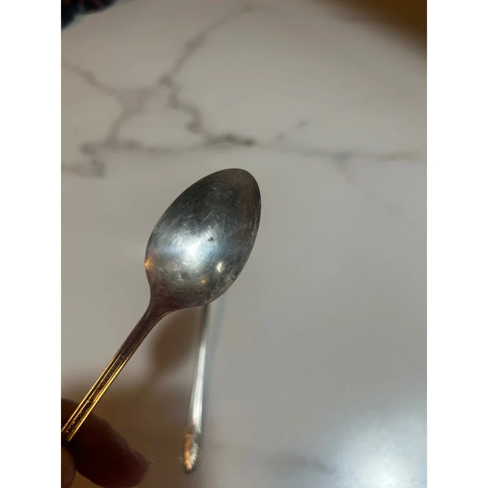 Rogers & Bro Daybreak Silver Plate Iced Tea Spoons Set of 2 Vintage 7.5 Inch